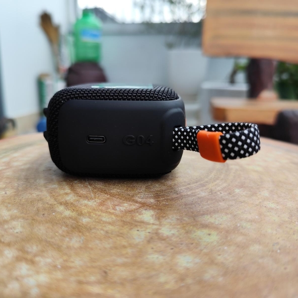 𝗟𝗢𝗔 𝗕𝗟𝗨𝗘𝗧𝗢𝗢𝗧𝗛 𝗝𝗕𝗟 𝗚-𝟬𝟰 - Loa Bluetooth nhỏ gọn, tiện lợi, dễ dàng mang theo