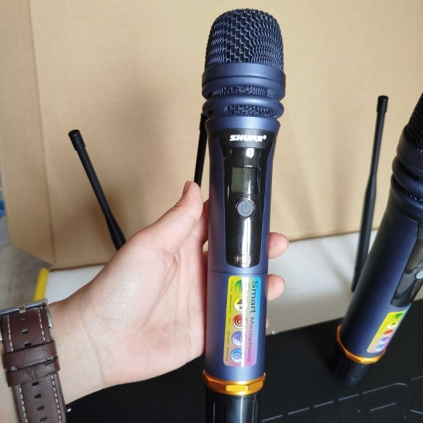 Micro không dây Shure UGX30