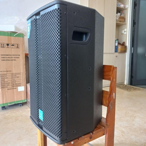 Loa Full Vinhpro VN-9900 với công suất tối đa 1500W