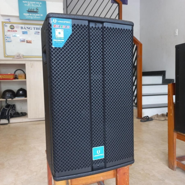 Loa Full Vinhpro VN-9900 với công suất tối đa 1500W