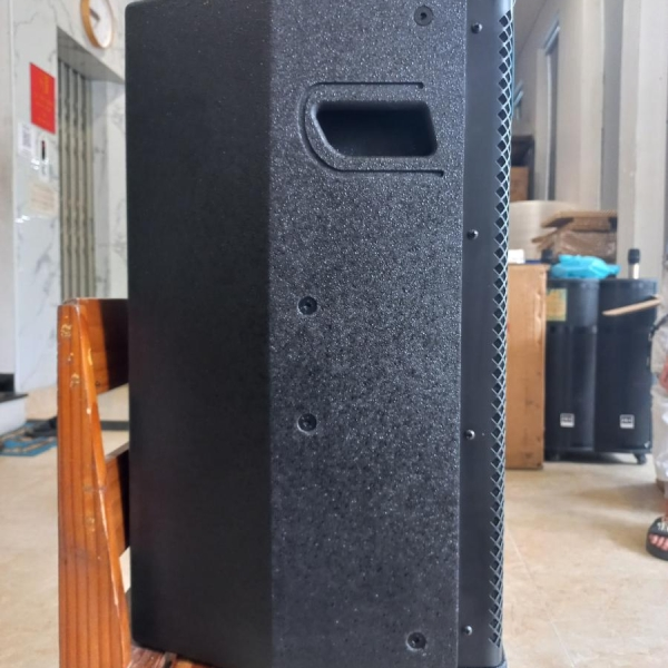 Loa Full Vinhpro VN-9900 với công suất tối đa 1500W