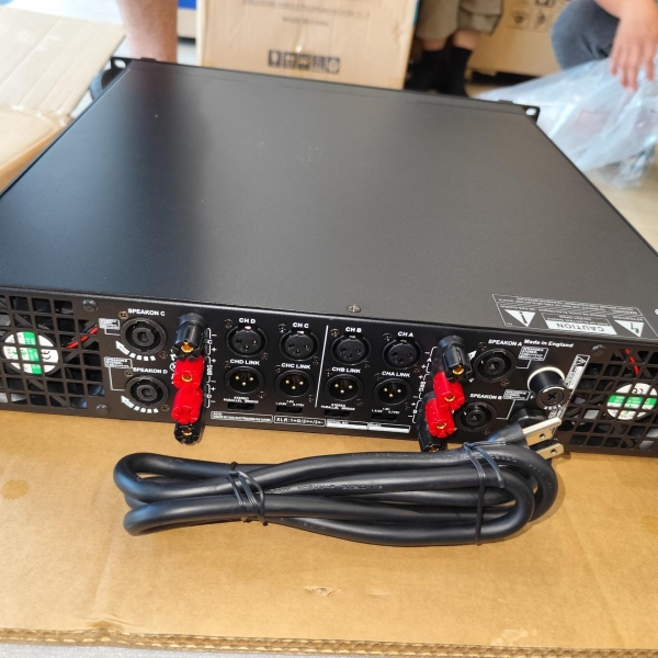 Đẩy Nhập Vinhpro LX-4650(4x400W)
