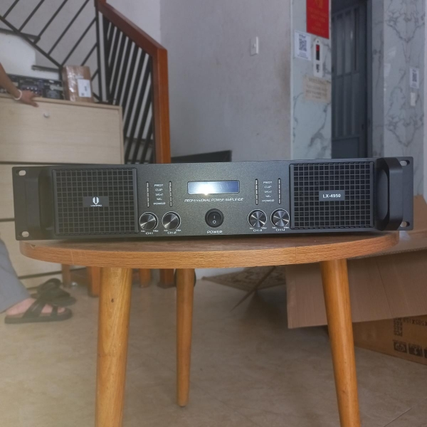 Đẩy Nhập Vinhpro LX-4950(4x800W)