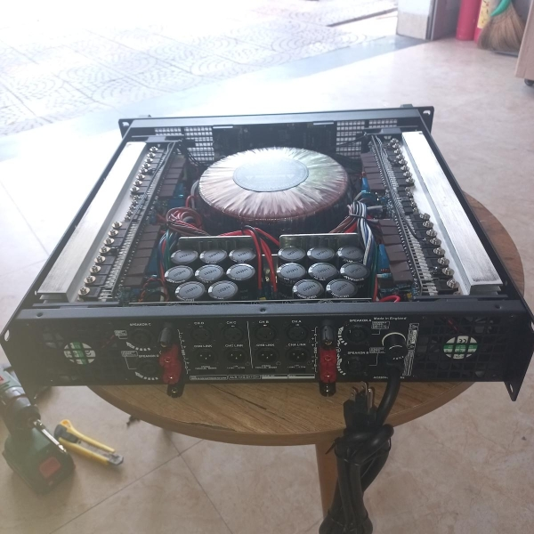 Đẩy Nhập Vinhpro LX-4950(4x800W)