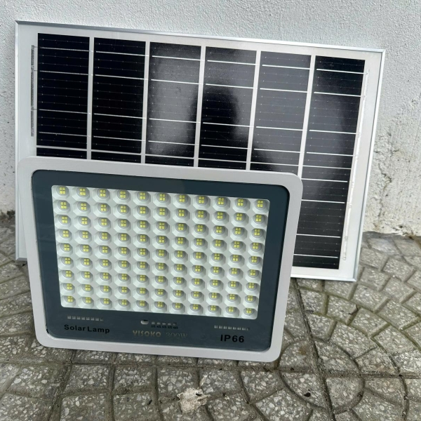 Đèn Năng lượng mặt trời Yisoko ánh sáng trắng M100, 200W, 300W, 400W HIỆN ĐẠI, CAO CẤP
