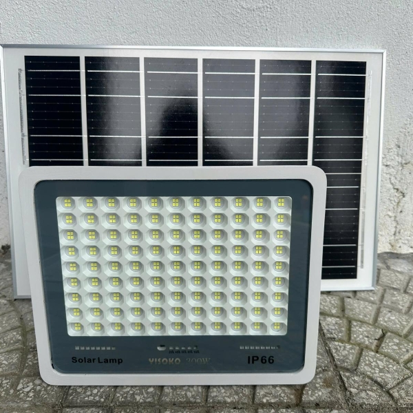 Đèn Năng lượng mặt trời Yisoko ánh sáng trắng M100, 200W, 300W, 400W HIỆN ĐẠI, CAO CẤP