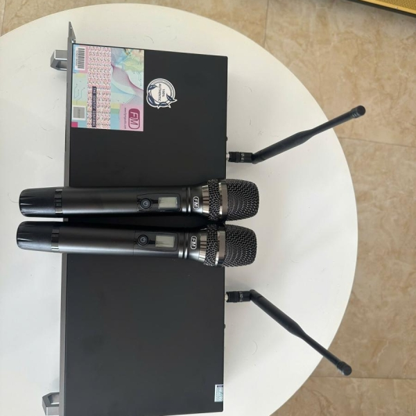 Micro không dây FM K500 Pro